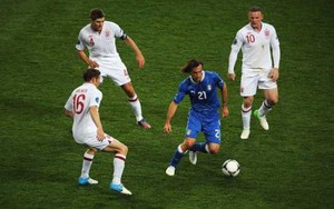 Người Anh & Nỗi ám ảnh mang tên Pirlo